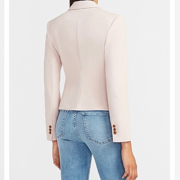 Express Super soft peak lapel pink blazer - Picture 2 of 4